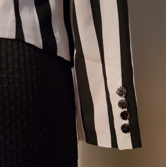 NWT Line & Dot blazer - Picture 6 of 7